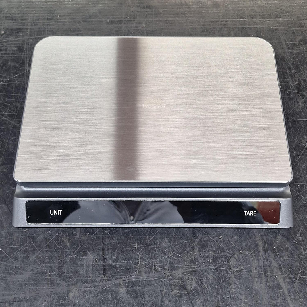 ILSA Bilancia digitale da cucina professionale in acciaio 18/10 da 15 Kg con divisione 1 grammo
