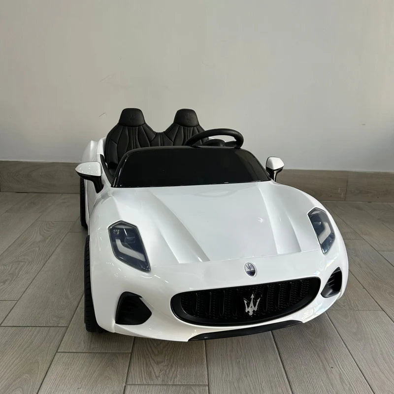 Maserati Folgore Auto Elettrica 2 Posti per Bambini 12V con Telecomando Parentale, Sedile in Pelle, Luci LED, Porte Apribili e Sospensioni FULL OPTIONAL