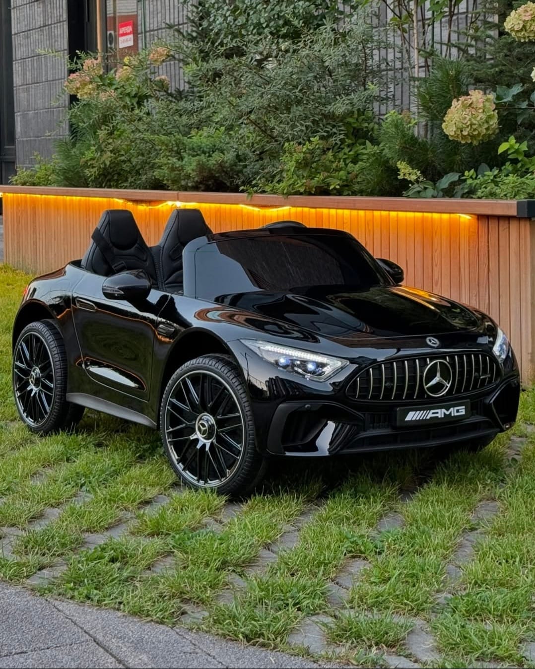 NOVITÀ Mercedes AMG SL63 Extralarge Macchina Elettrica per Bambini 24v Full Optional Potente 2 Motori da 200 Watt Ruote in Gomma