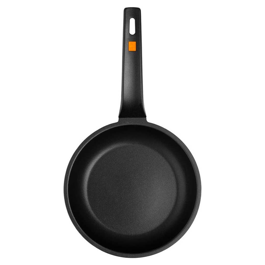 BRA Efficient Non-Stick Deep Frying Pan, in Die-Cast Aluminum, Suitable for Induction Hobs 18/22/26/30 cm
