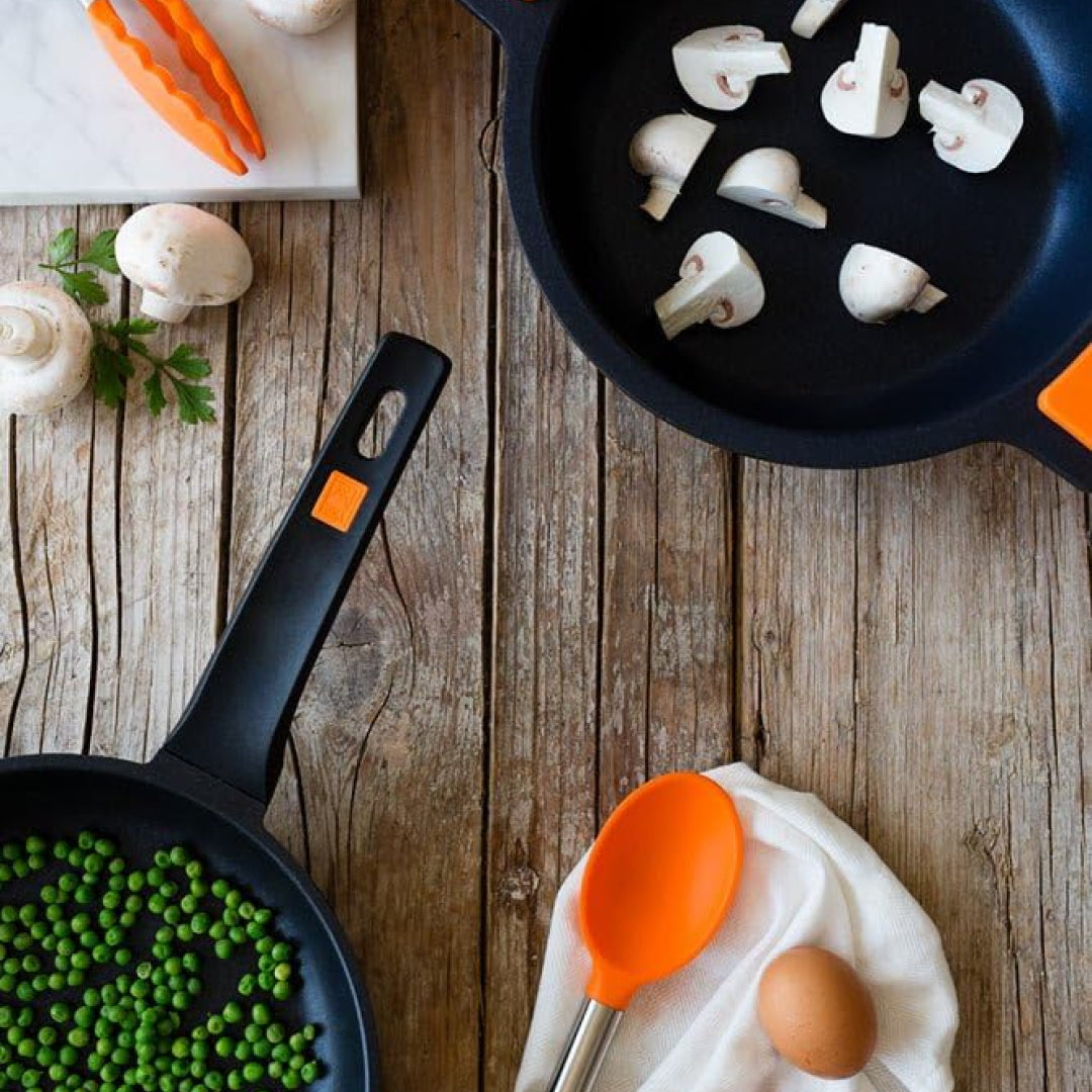 BRA Efficient Padella Fonda WOK 1 Manico Antiaderente, in Alluminio Pressofuso, Adatta Ai Piani Cottura a Induzione, Nero