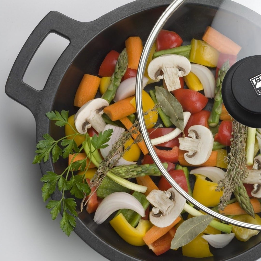 BRA Efficient Wok Antiaderente in Alluminio Pressofuso con Coperchio in Vetro, Adatto per Piani Cottura a Induzione, Arancio, 32 cm
