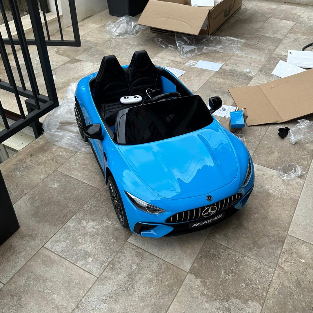 NOVITÀ Mercedes AMG SL63 Extralarge Macchina Elettrica per Bambini 24v Full Optional Potente 2 Motori da 200 Watt Ruote in Gomma