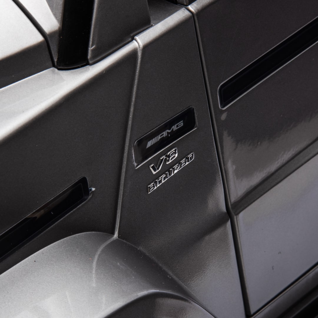 Mercedes Classe G Macchina Elettrica per Bambini TV Touch Screen e Colori Speciali 12V