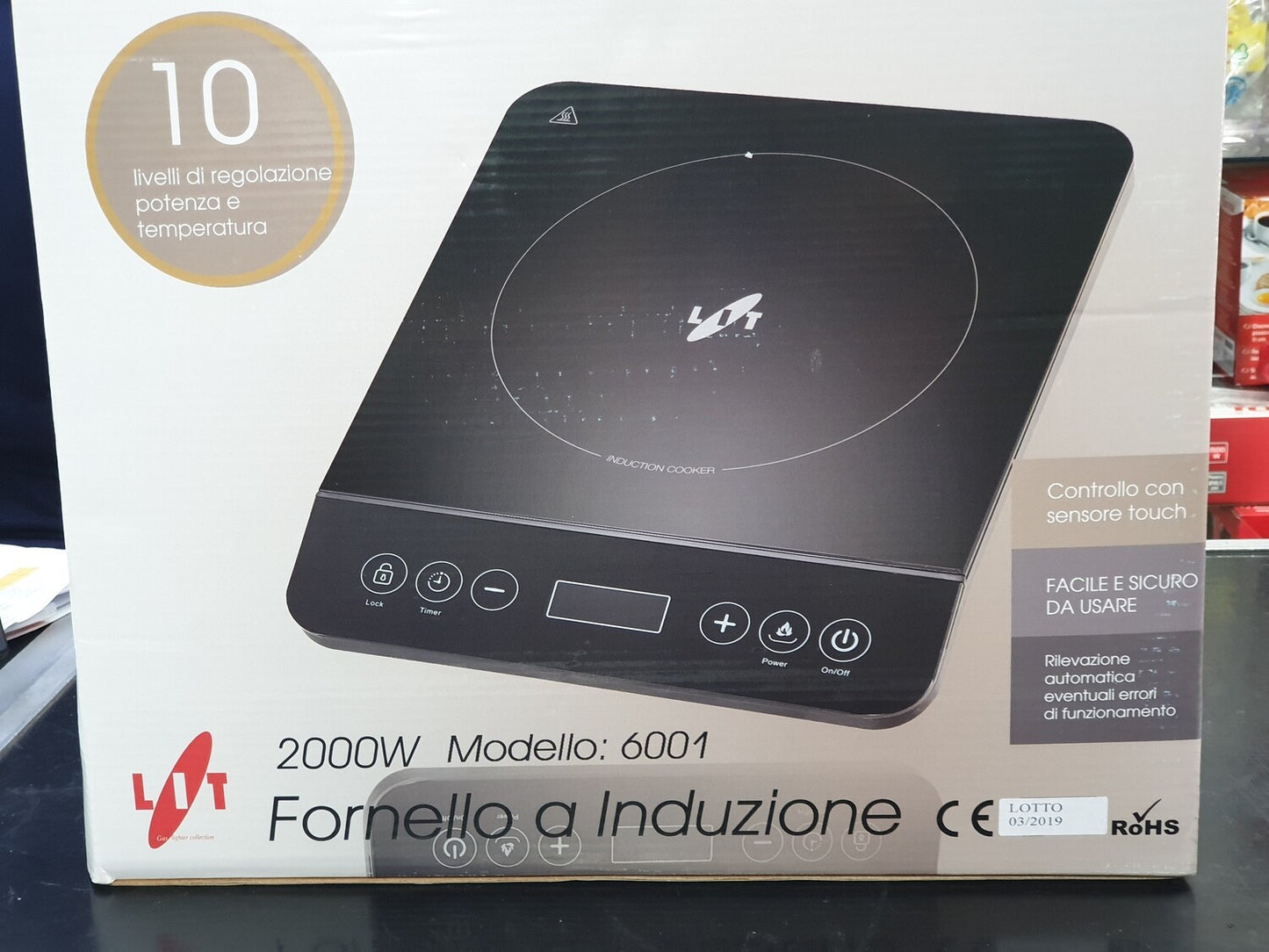 Fornello Piastra ad Induzione LIT con 4 Livelli di Potenza 2000W Display Touch