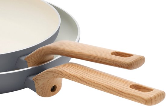 GreenPan Essence Set 2 Padelle 26 + 30 cm PFAS Free – Ceramica Antiaderente Diamond Infused per Induzione, Gas e Tutti i Piani Cottura