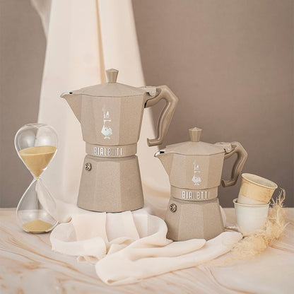 Bialetti Moka Exclusive Octagonal Induction 3 Tazze – Caffettiera Made in Italy in Alluminio e Acciaio per Induzione e Gas – Colori Desert Sand e Silver Grey
