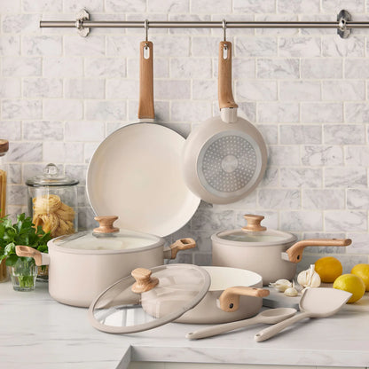 GreenPan Rio Essence Set Pentole 10 Pezzi Antiaderente Ceramica Thermolon™ Senza PFAS Induzione con Manici Effetto Legno e Coperchi in Vetro con Bordo Siliconato