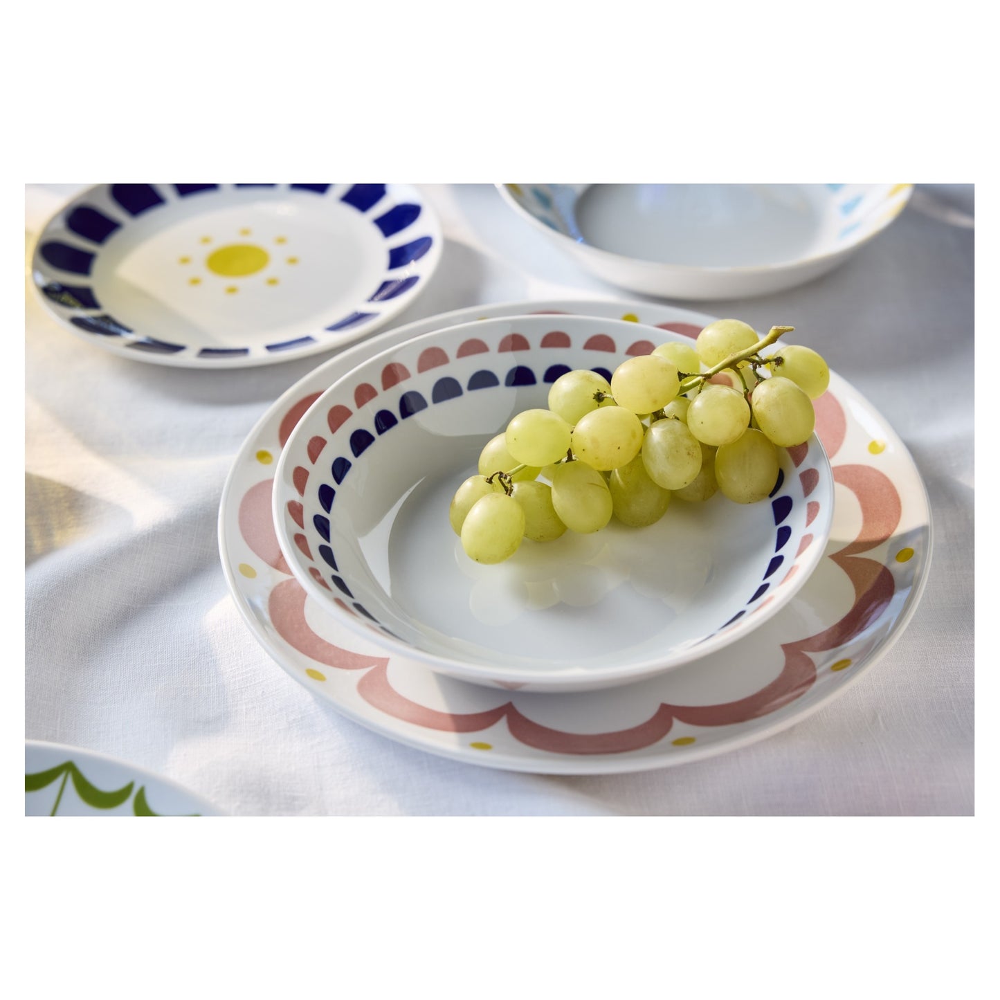 Tognana Madison Nymea Servizio Piatti 18 Pezzi per 6 Persone in Porcellana – Decorazioni Assortite