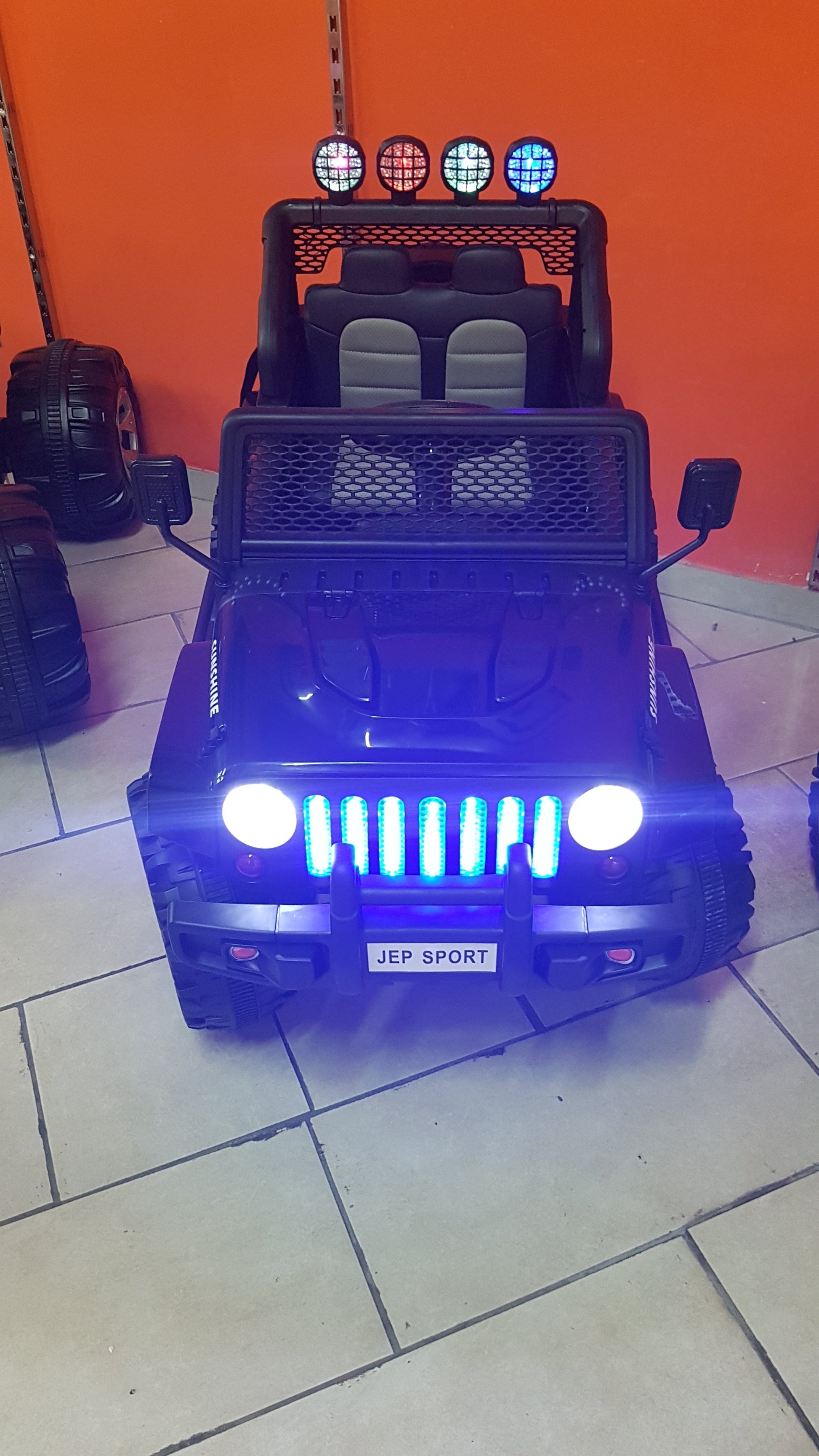 Macchina Elettrica per Bambini JEEP SUPERSPORT 12v