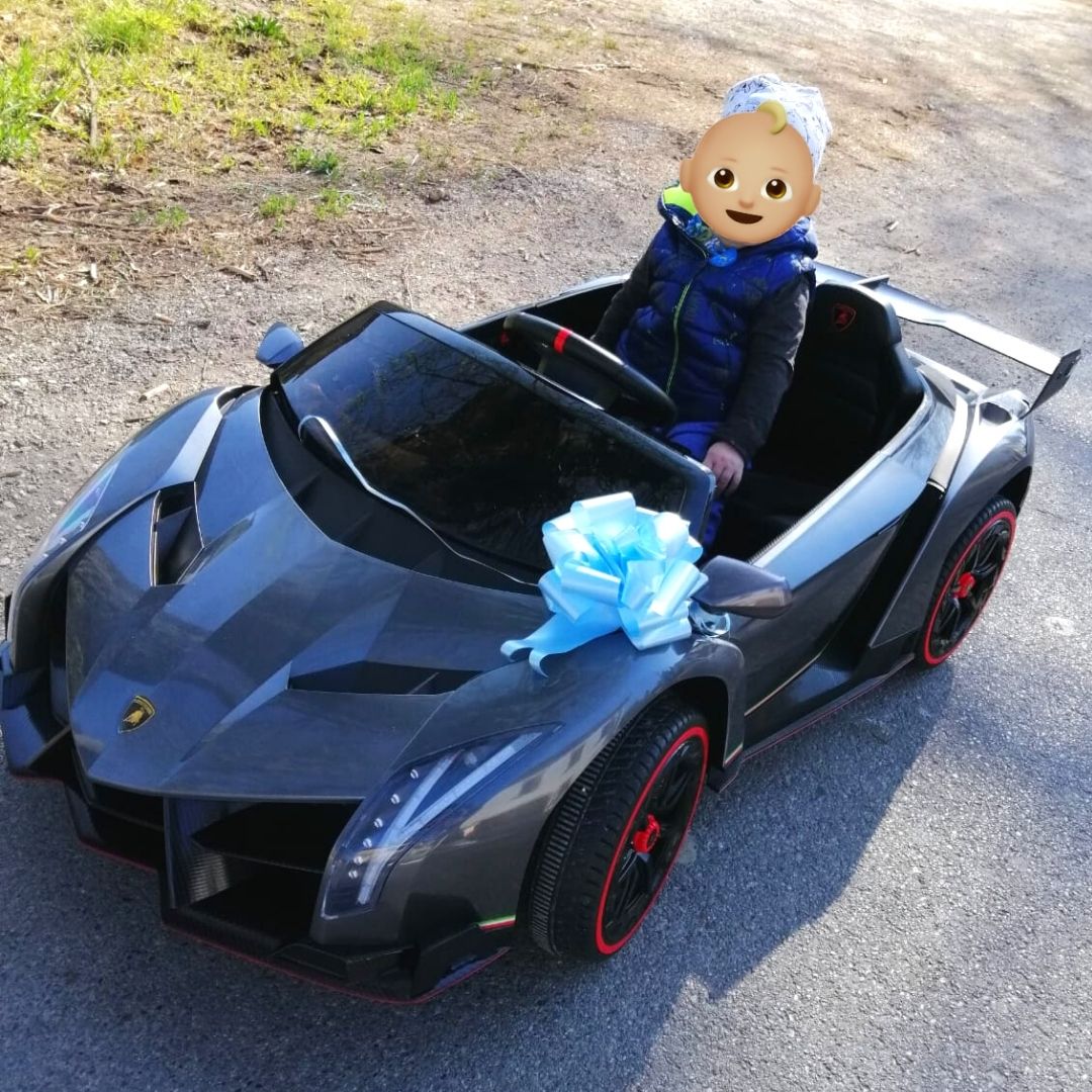 Lamborghini Veneno Macchina Elettrica per Bambini 24v Extralarge Full Optional con TV Touch 2 Posti